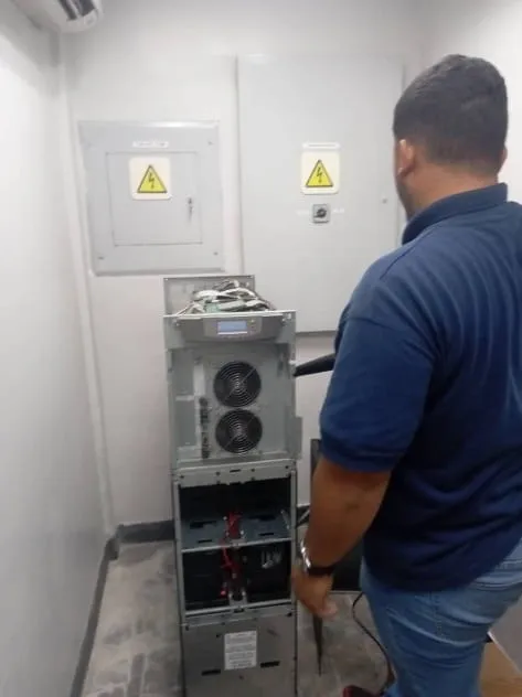 Sistema UPS Eaton protección data centers