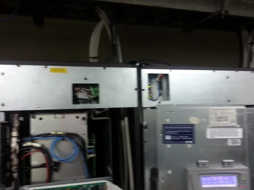 Sistema UPS Eaton protección equipos críticos