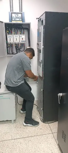 Mantenimiento preventivo UPS Eaton
